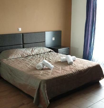Melima Apartment Ierissos Bagian luar foto